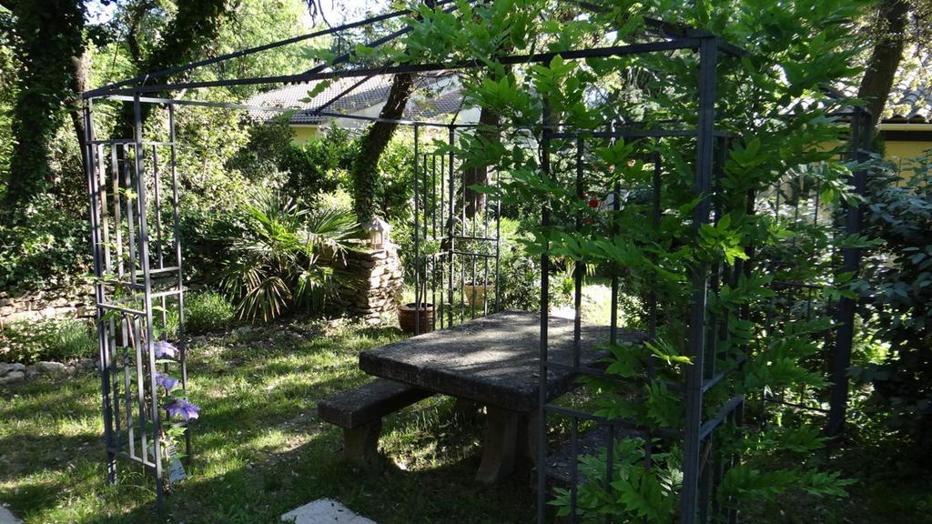 Villa Le Mazet Remoulins Zimmer foto